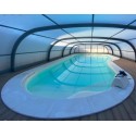 Recinto de Piscina Cintrè Telescopic Shelter Malta pronto para instalar para piscina 900x450